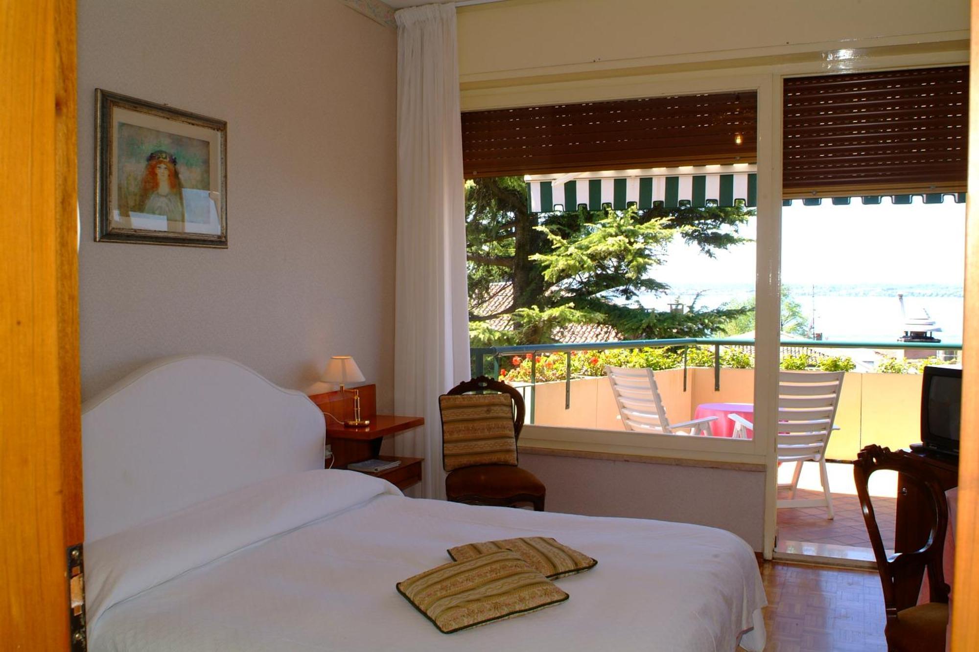 Hotel Broglia Sirmione Exterior foto