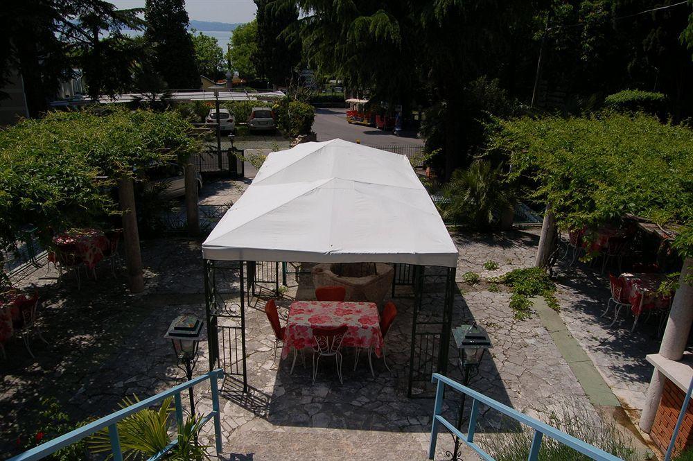 Hotel Broglia Sirmione Exterior foto